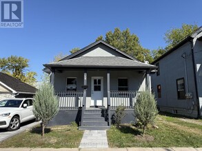 Building Photo - 34 Welland St
