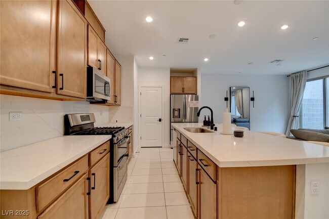 Foto del edificio - 9246 Rampa St