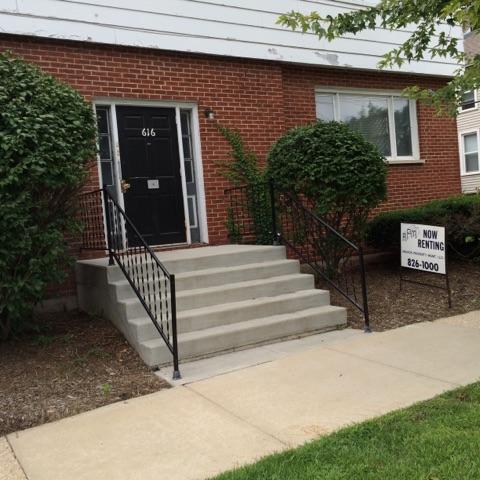 Front entry - 616 S Brooks St