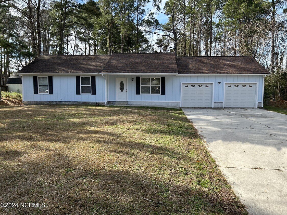 Primary Photo - 101 Wildwood Ct