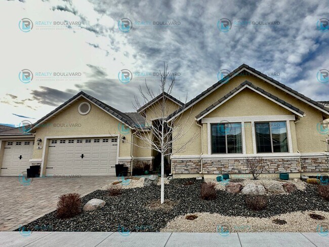 Foto del edificio - Welcome to the epitome of modern living in...
