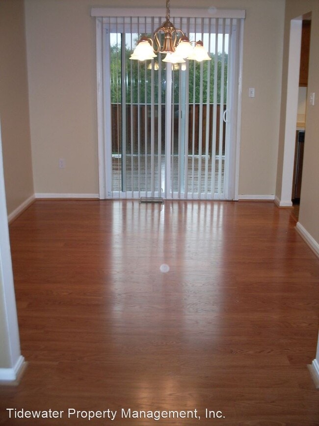 Building Photo - 3 br, 2.5 bath House - 8161 Turn Loop Rd