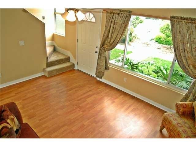 Living room - 3612 Seacrest Way