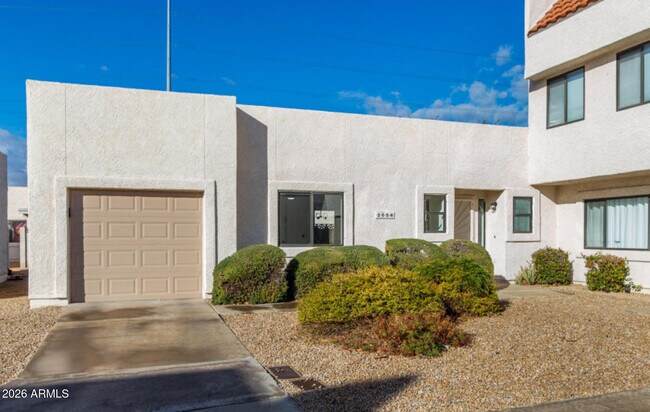 Foto del edificio - 2554 W Kathleen Rd