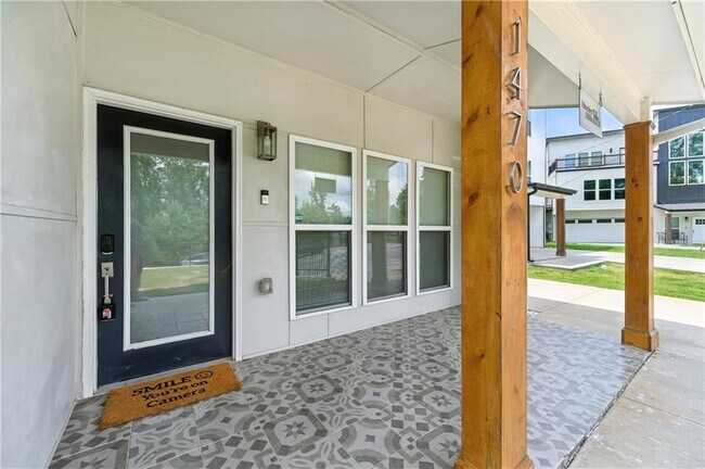 Foto del edificio - 1470 Norris Pl NW