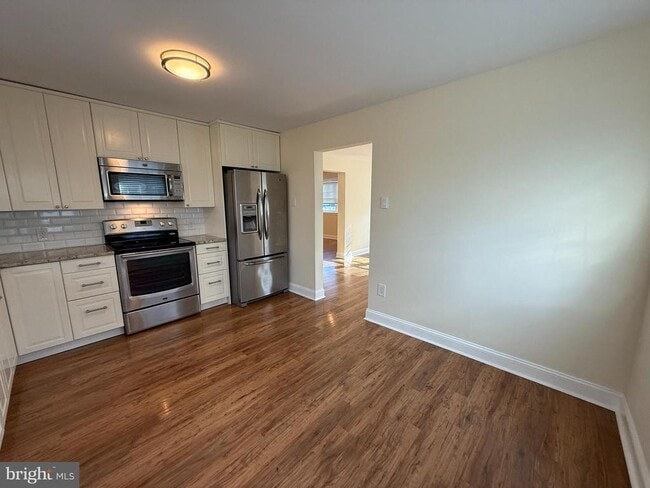 Building Photo - 1859 E Ridge Pike