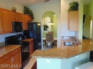 Foto del edificio - 5626 Cape Harbour Dr