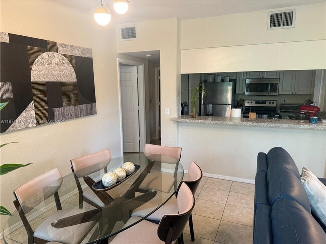 Foto del edificio - 6876 W Sample Rd