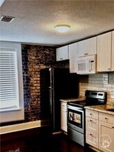 Building Photo - 41 Whitaker St
