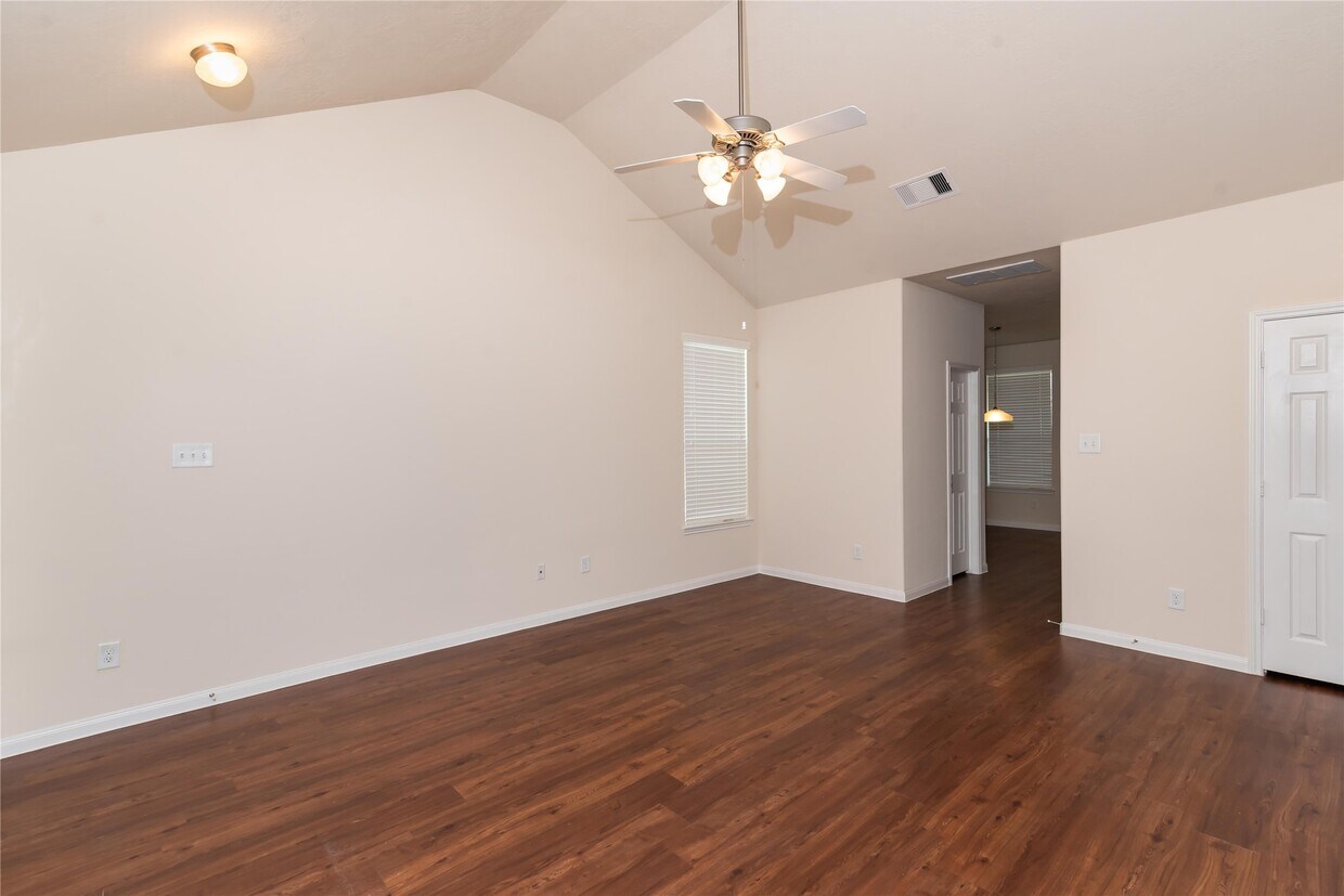 Building Photo - 12155 Pia Drive