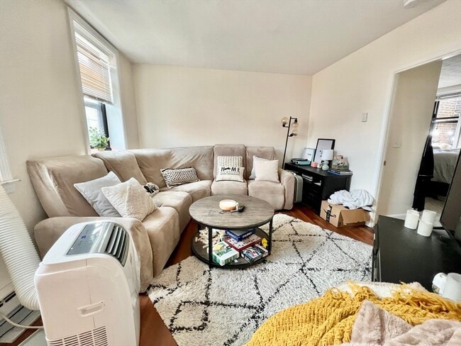 Building Photo - 218 North St