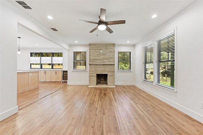 Building Photo - 3107 Dancy St