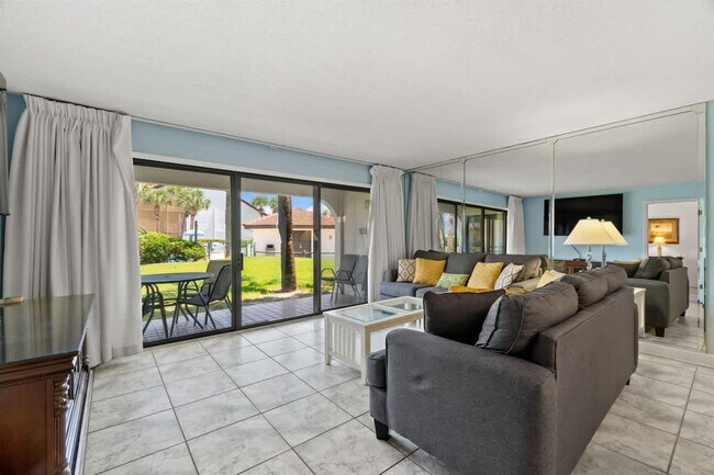 Foto del edificio - 520 Richard Jackson Blvd