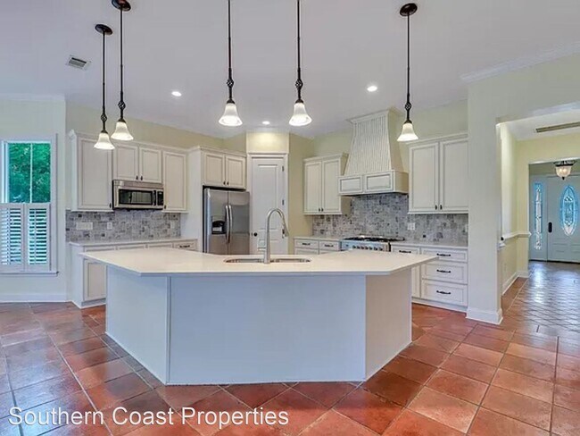 Foto del edificio - 3 br, 3 bath House - 211 Village Drive