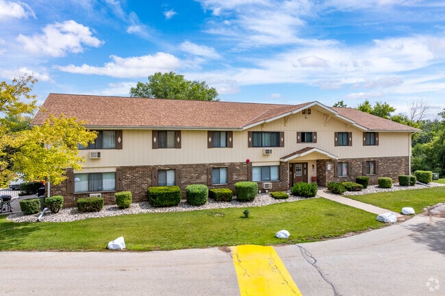 Building Photo - Barton Avenue Estates