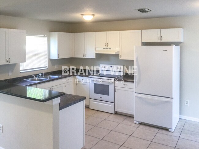 Foto del edificio - 8719 N Brooks St