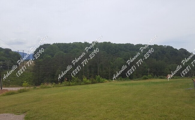 Foto del edificio - 118 Suncrest Drive