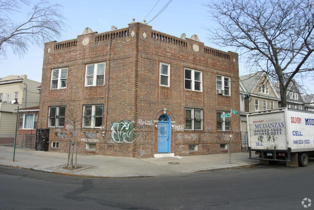 Primary Photo - 101-01 46th Ave