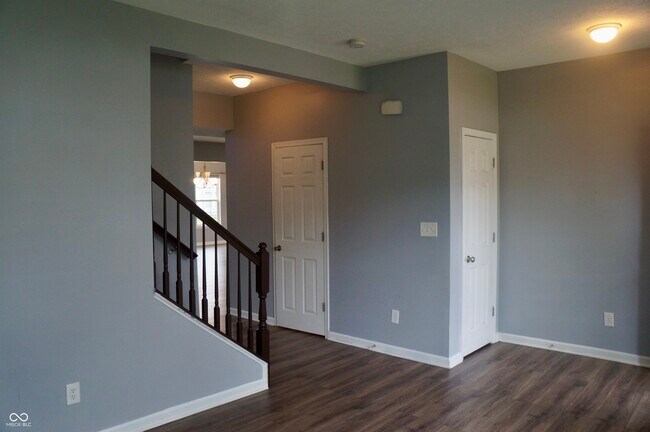 Foto del edificio - 3177 Underwood Dr