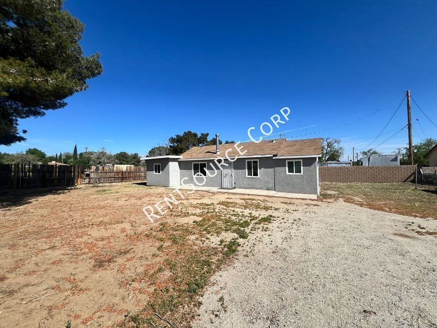 4535 W Ave M10, Quartz Hill, CA 93536 House Rental in Quartz Hill, CA