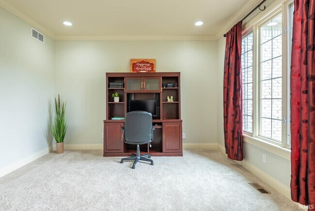 Foto del edificio - 1532 S Andrew Cir