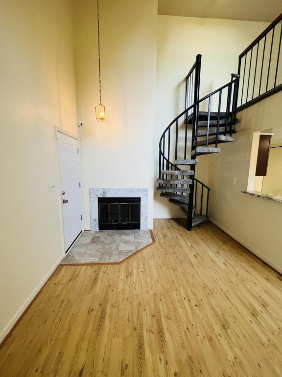 Building Photo - 10417 Beacon Ridge Dr