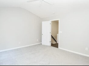 Building Photo - 4645 Valais Ct