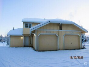 Building Photo - 936 Chena Pump Rd