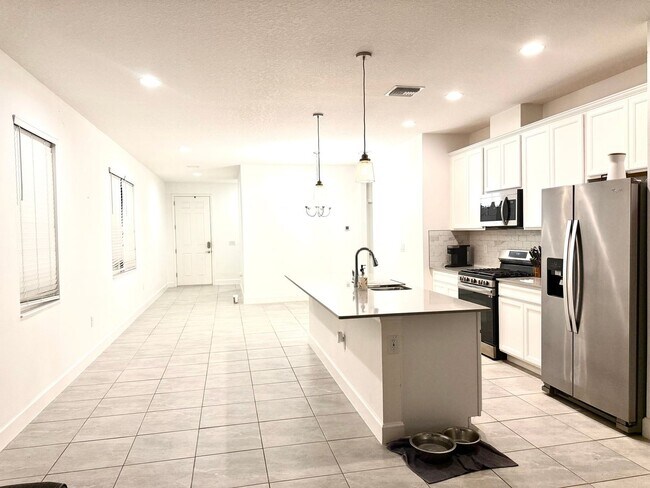 Foto del edificio - 5613 Del Coronado Dr