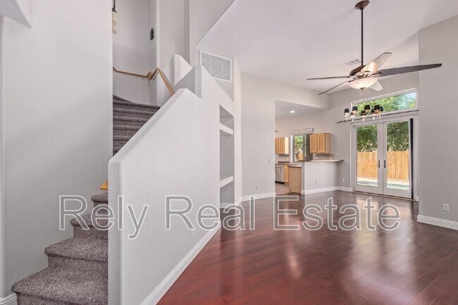 Building Photo - 14276 W Lexington Ave