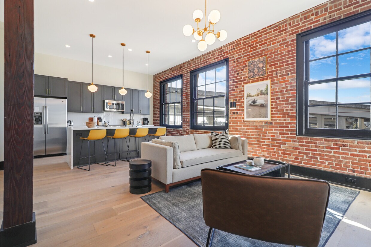 Foto principal - 1148 S Peters St