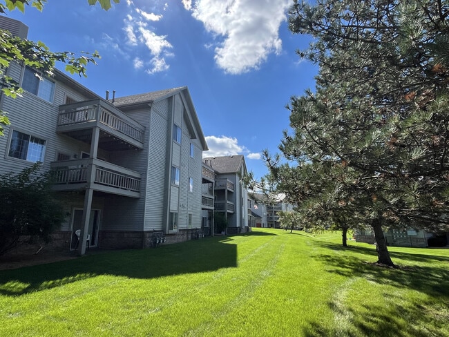 Building Photo - Stone Creek Apartments