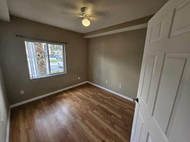 Foto del edificio - 516 Villa Del Sol Cir