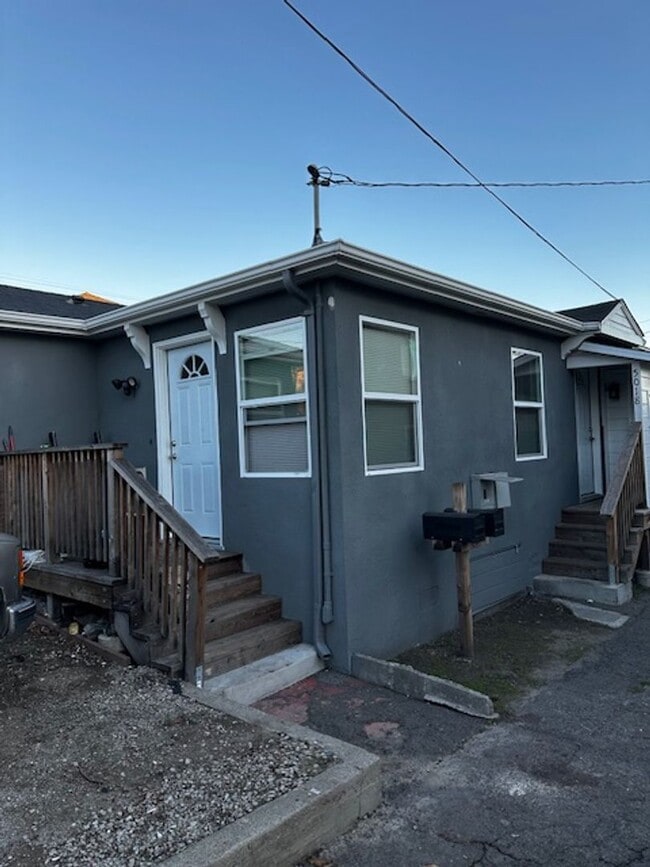 Barrett - Barrett Apartment