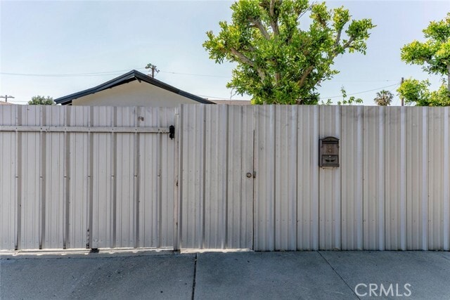 Building Photo - 11127 Monogram Ave