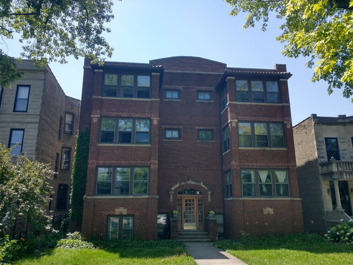 2909 W Logan Blvd Unit 3, Chicago, IL 60647 Condo for Rent in Chicago