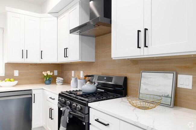 3BR, 1.5BA - 1,802SF - Kitchen - 103-105 Munsell Ave