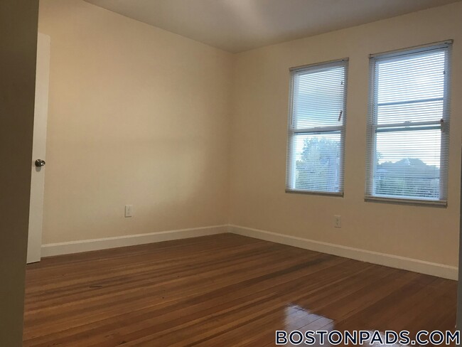 Building Photo - 21-23 Weitz St.