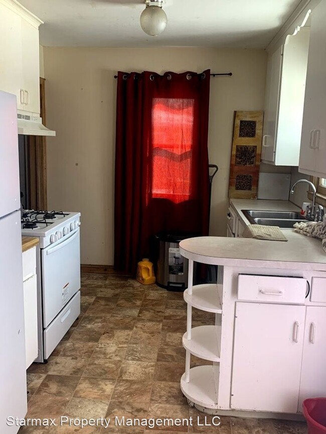 Building Photo - 4 br, 1 bath House - 6015 Aldrich Ave N.