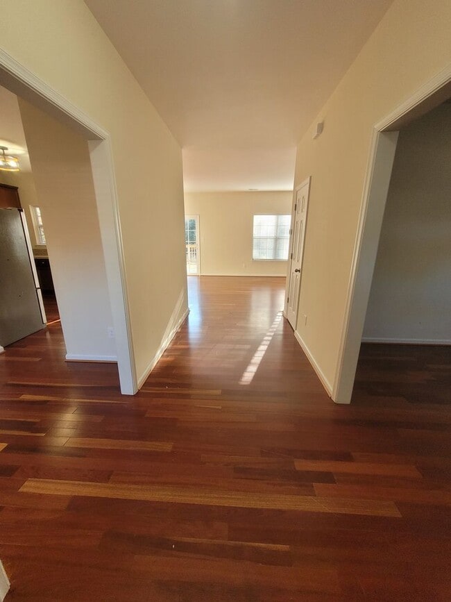 Building Photo - 8351 Thomas Jefferson Way