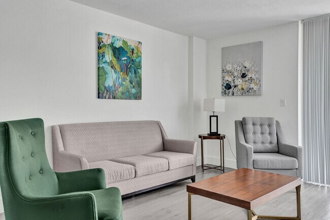 Foto del edificio - 777 NW 155th Ln