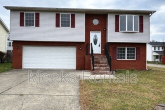 Building Photo - 22 Countryview Est