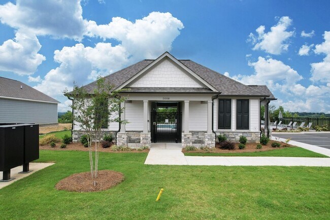 Foto del edificio - 5010 Highwood Dr