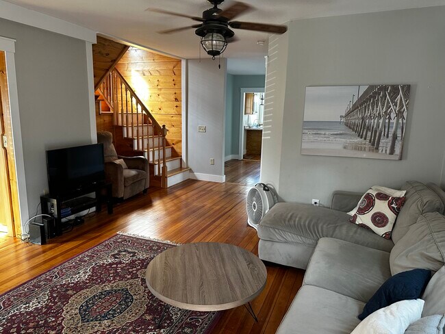 LIVING ROOM - 7 Myrtle Ave