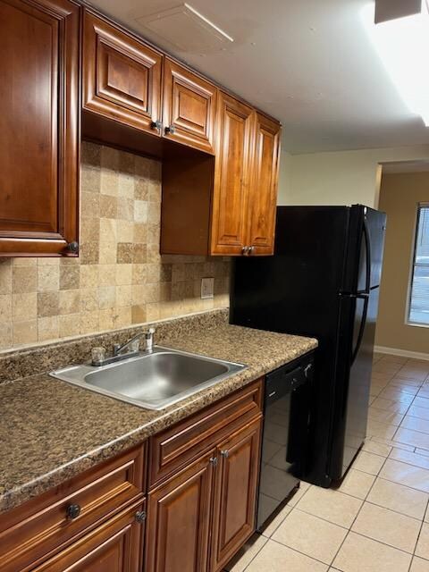 Foto del edificio - 6429 Baker Ct