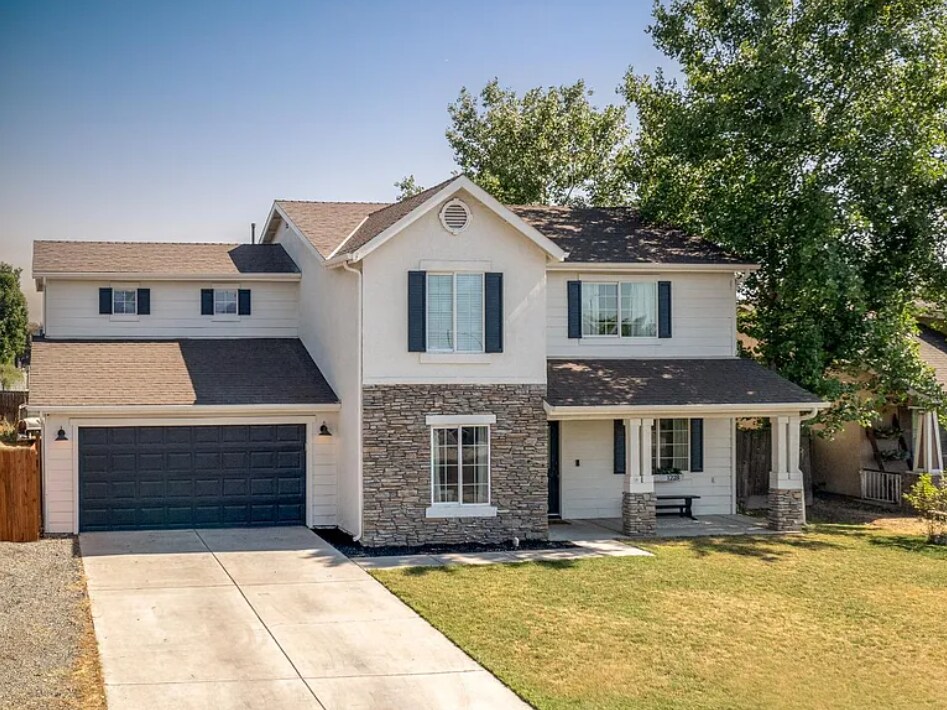 Foto principal - 1228 E Waterview St