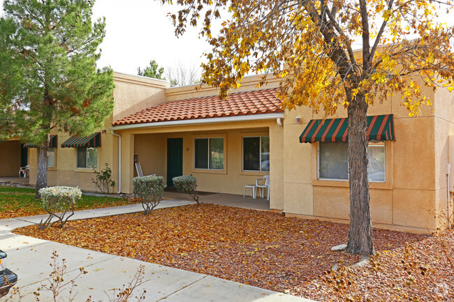 Building Photo - Sun River Apartments