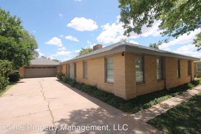 Building Photo - 3 br, 1.5 bath House - 2121 Gidding St.