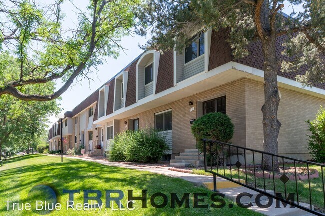 Building Photo - 4 br, 3.5 bath House - 516 S Youngfield Ct