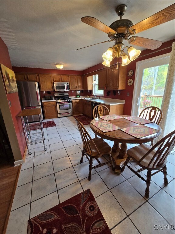 Foto del edificio - 7974 Pickett Ln